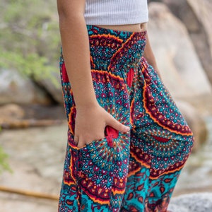 colorful kids pants with two pockets image 9