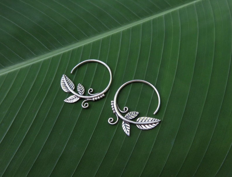 small earrings with leaves and spirals image 1