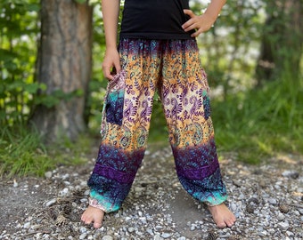 colorful kids pants with two pockets