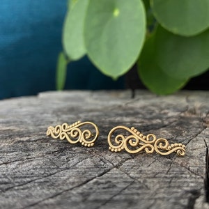 Boucle d'oreille Earclimber spirale à pois, boucles d'oreilles d'alpinisme, grimpeurs d'oreilles Gold Plattiert