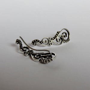 earclimber earring spiral with dots image 3