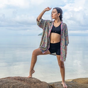 colorful patterned kimono, blouse, wrap, light jacket in green, pink and light blue image 3