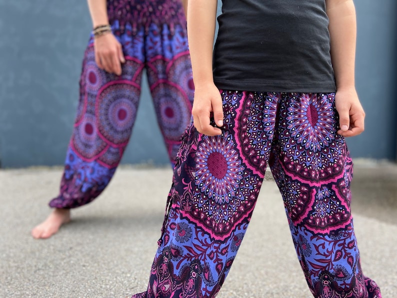 bequeme Pluderhose mit Mandala Muster in rosa lila für Erwachsene Bild 8