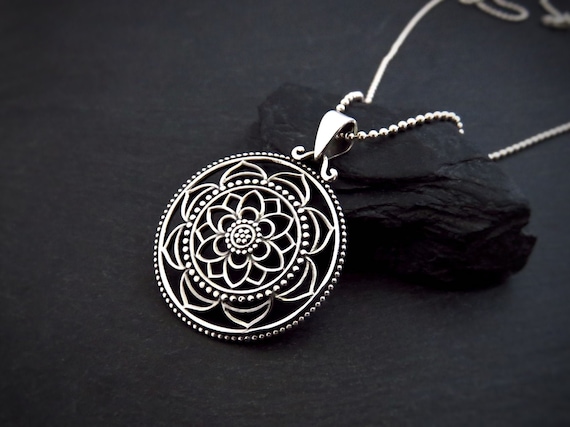 mandala pendant silver