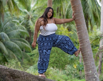 PLUS SIZE, XXL pants with elephant print in dark blue