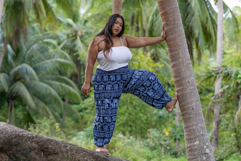 Pantalones bombachos ventilados de talla grande con estampado de elefante en azul oscuro, XXL, talla grande imagen 1