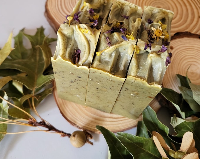 Green Forest Herbal Artisan Soap.Lemongrass,Matcha,Nettle,Dandelion,Lavender Blend.Herbal Tea Brew,Plantbased,Botanical,Vegan Handmade Soap