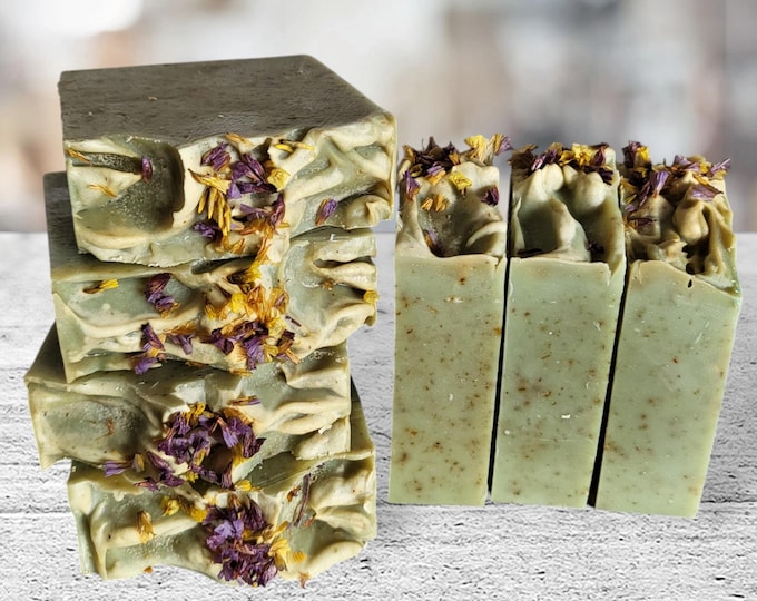 Green Forest Herbal Artisan Soap.Lemongrass,Matcha,Nettle,Dandelion,Lavender Blend.Herbal Tea Brew,Plantbased,Botanical,Vegan Handmade Soap