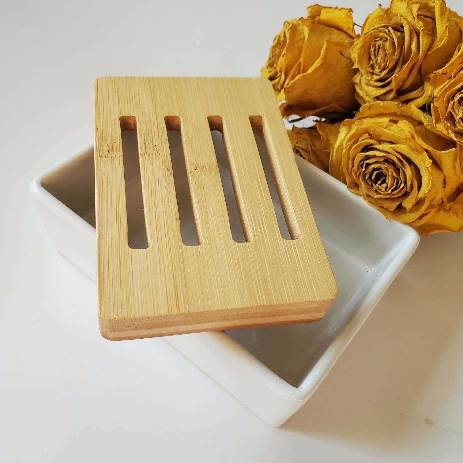 Double-layer Draining Soap Dish with Detachable Tea Flower Design