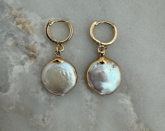 Pearl Drop Earrings: Effortless Femme Style