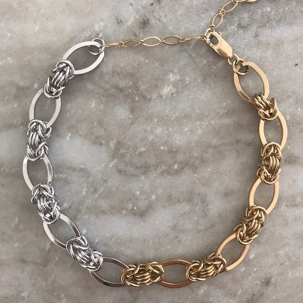 Gargantilla Dilara Intermix: collar de oro de 24 quilates y rodio