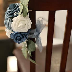 Dammiga blå skräddarsydda gångblommor – Blomsterdekorationer för bröllop, möhippa och babyshower, rustika eller bohemiska evenemangsdekorationer bild 4