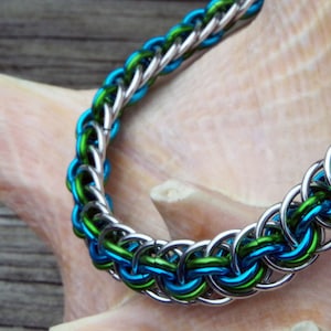 Blue, green and silver chain maille bracelet; chainmaille jewelry; chainmaille bracelet; viper basket chain maille weave