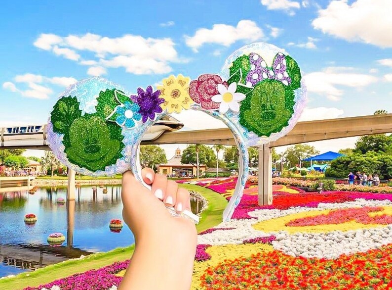 Topiary Mouse Ears image 1