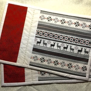 Christmas Machine Quilted Mug Rugs