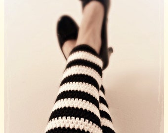 Leg Warmers Crochet Pattern PDF, Jack Skellington inspired striped, dance, winter, black / white, Alice in Wonderland, halloween, gift
