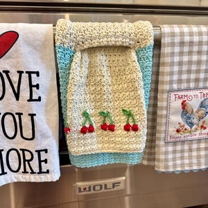 Cherry Kitchen Keyhole Towel Crochet Pattern, Digital Download. Cherries, Cottagecore, Dishtowel, hand towel,