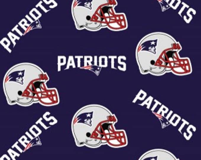 New England Patriots Licensed FLEECE fabric. See Description for actual measurements available. Officially Licensed