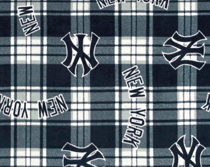 New York Yankees Licensed FLEECE fabric. See Description for actual measurements available. Officially Licensed