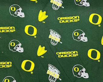 Oregon Ducks Block Fabric 100% Cotton football basketball Officially Licensed