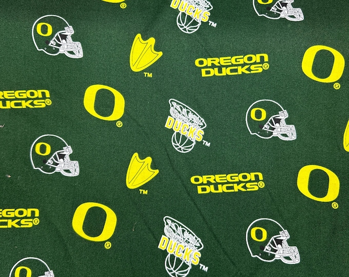 Oregon Ducks Block Fabric 100% Cotton football basketball Officially Licensed