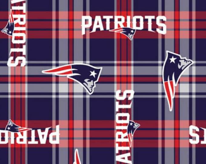New England Patriots Licensed FLEECE fabric. See Description for actual measurements available. Officially Licensed