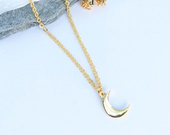 Collier délicat de croissant de lune d’or, bijoux spirituels, collier céleste, collier de déesse, inspiré du yoga, cadeau pour femmes, bijoux Boho