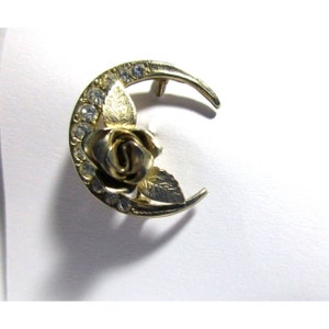 Gold Tone Raised Rose with 3/4 Moon and Rhinestones 1&quot; Brooch/Pin Vintage