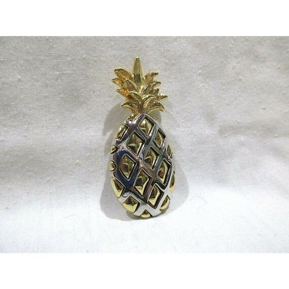 Pineapple Brooch Pin Signed Liz Claiborne LC 2 To… - image 3