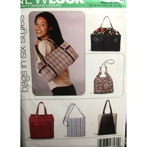 Könnte beinhalten: Ein Schnittmuster für sechs verschiedene Taschenmodelle. Das Schnittmuster enthält Anleitungen für eine Tote Bag, eine Hobo Bag, eine Satchel Bag und mehr. Das Schnittmuster ist auf weißem Hintergrund mit schwarzem Text und Illustrationen gedruckt.