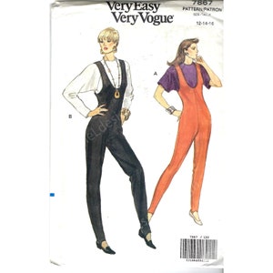 Vogue Jumpsuit Pattern 7867 Sizes 6 - 10 Jumpsuit or Top Uncut 1990