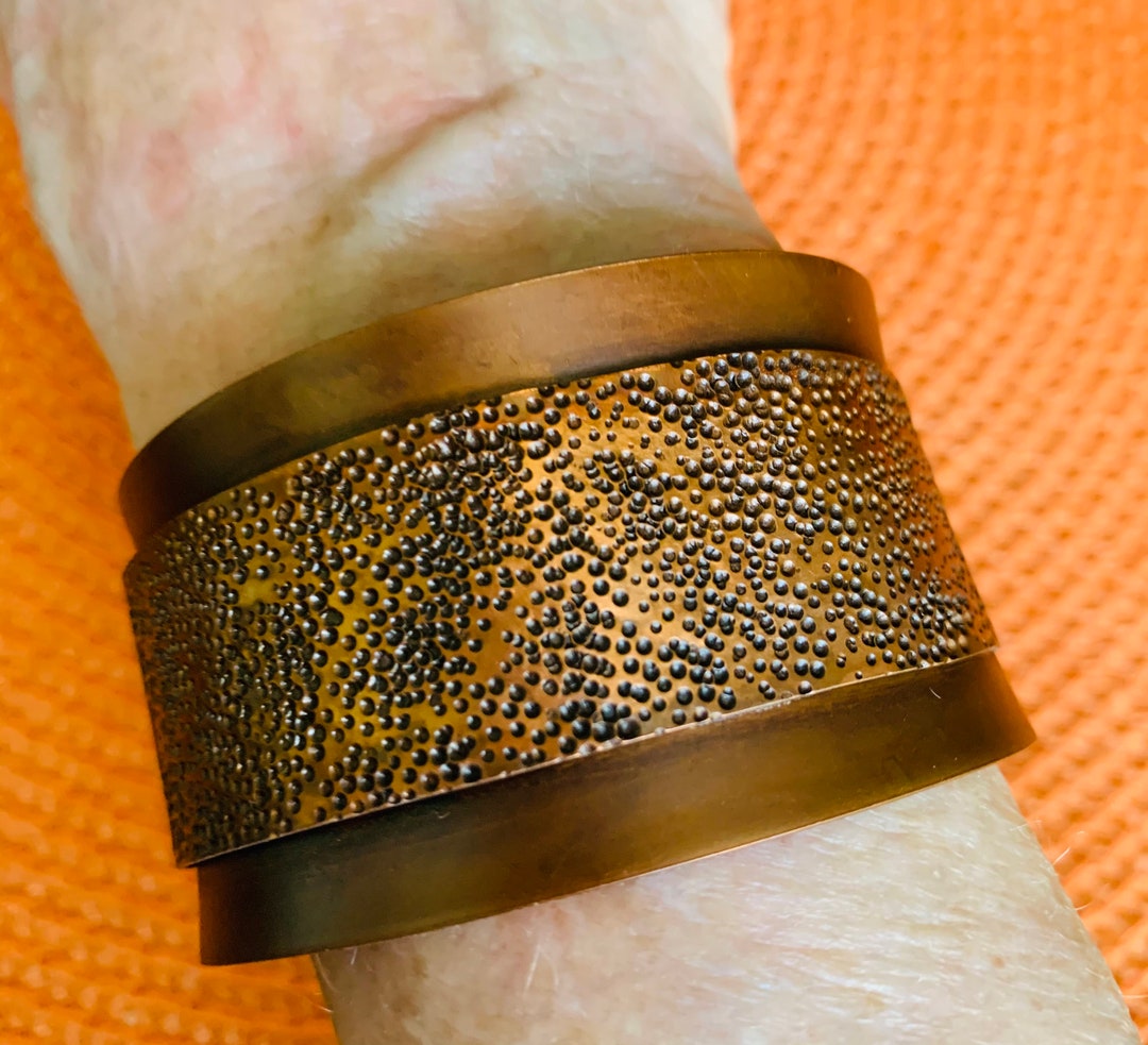 Bracelet manchette en laiton fait main : bijoux artisanaux en cuivre du Kenya - France