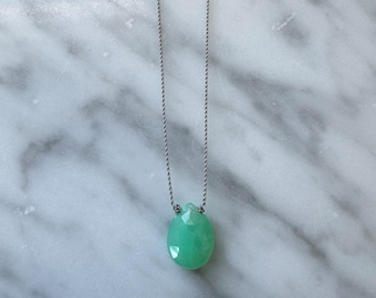 CHRYSOPRASE GEM Drop Healing Necklace w/ Faceted Briolette Bead on Strudy Cord// Layering Necklace/ Healing Necklace// Chrysoprase Necklace