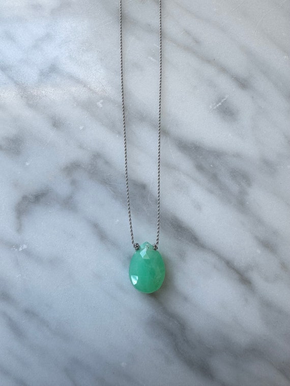 CHRYSOPRASE GEM Drop Healing Necklace w/ Faceted Briolette Bead on Strudy Cord// Layering Necklace/ Healing Necklace// Chrysoprase Necklace