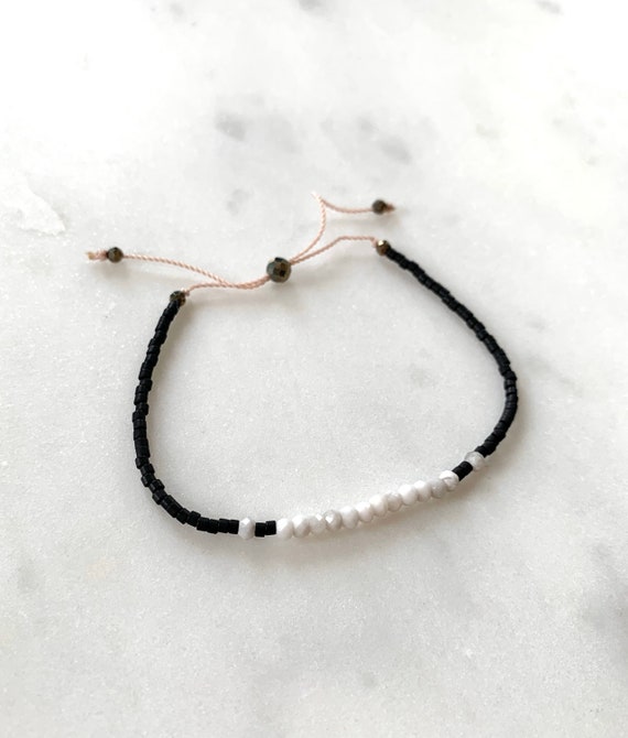 GODDESS Collection> WHITE HOWLITE Healing Beads w/Matte Black Glass Beads/ Adjustable Nylon Bracelet/Layering/ Pop of Color// Calming