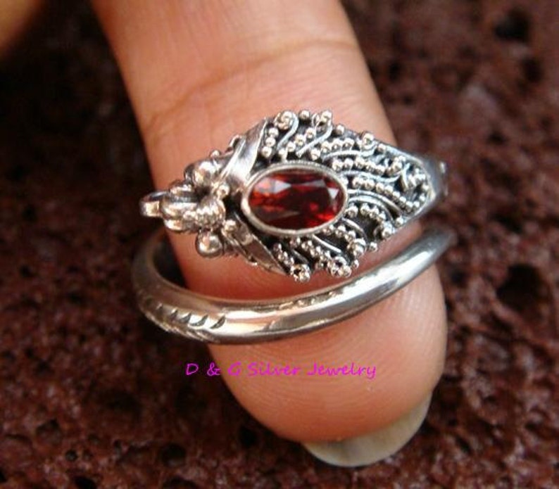 Bali Sterling Silver Gothic Garnet Dragon Snake wGarnet Ring RI-303-DG