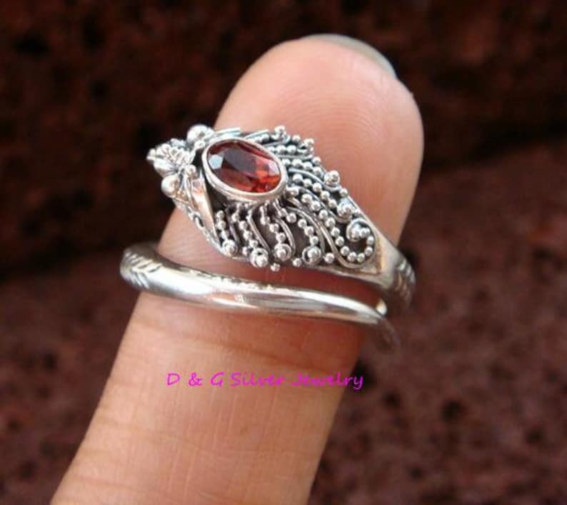 Bali Sterling Silver Gothic Garnet Dragon Snake wGarnet Ring RI-303-DG