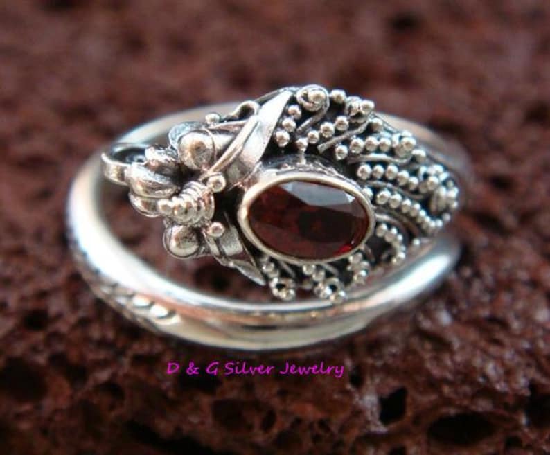 Bali Sterling Silver Gothic Garnet Dragon Snake wGarnet Ring RI-303-DG