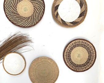 A set of 5 African Wall Baskets  /Binga Wall Baskets / African Wall Hanging  / White and Gold Tonga Wall Basket  - Free Express Shipping