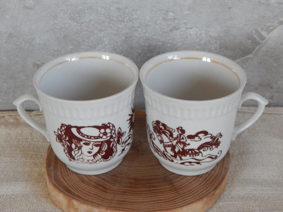 Set di 2 tazze da tè vintage per bambini, tazze da latte, stoviglie  dell'epoca delle fiabe, fabbrica di porcellane Gorodnitsky, Ucraina -   Italia