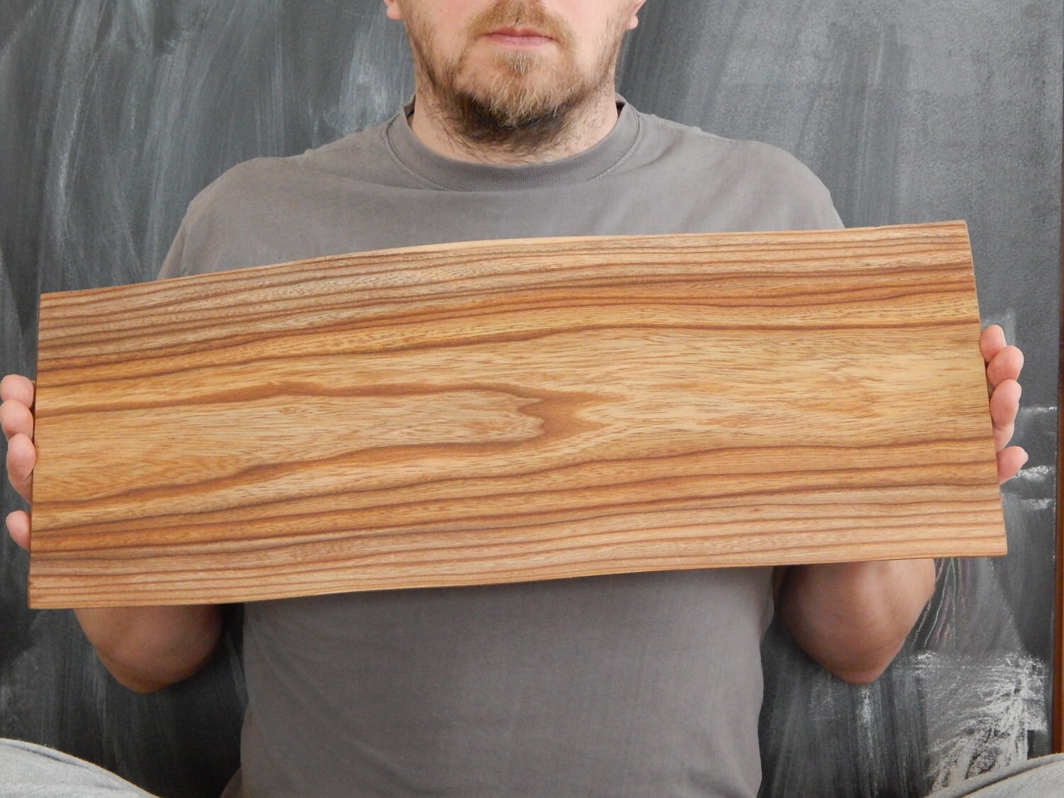 Planche De Service En Bois À Découper Live Edge D'orme Décoration Cuisine Rustique Faite Main Centre Table Cuisine Moderne Taille Grand