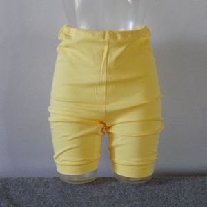 Vintage Underwear Ladies Unused Bright Yellow Cotton Knickers Underpants Size Large