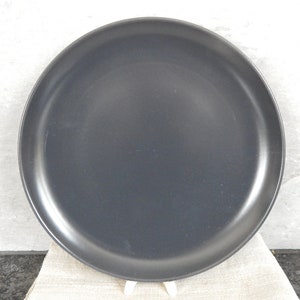 Scandinavian Vintage Höganäs Keramik Almost Black Dinner Plate Svensk Form Sedan 1909 Semi Matte Hoganas Ceramic Dinner Plate Stoneware