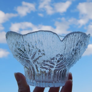 Scandinavian Vintage Lasisepat cow parsley glass candle holder Pertti Kallioinen in the 1970&#39;s for Lasisepat, Finland