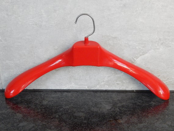 Finnish Vintage Plastic Cloth Hanger Plastic Decor Red majuri major Plastic  Hanger Made by Sarvis Finland 