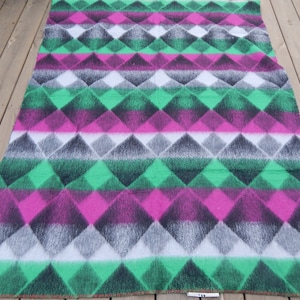Scandinavian Vintage Woolen Soft Blanket Green Purple Black Abstract Home Decor/ Vintage Decor 140 x 180 cm ( 55&quot; x 70.8&quot;)