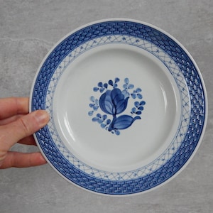 Vintage Royal Copenhagen Denmark Porcelain Classic Blue and Light Blue Cake Dessert Plate