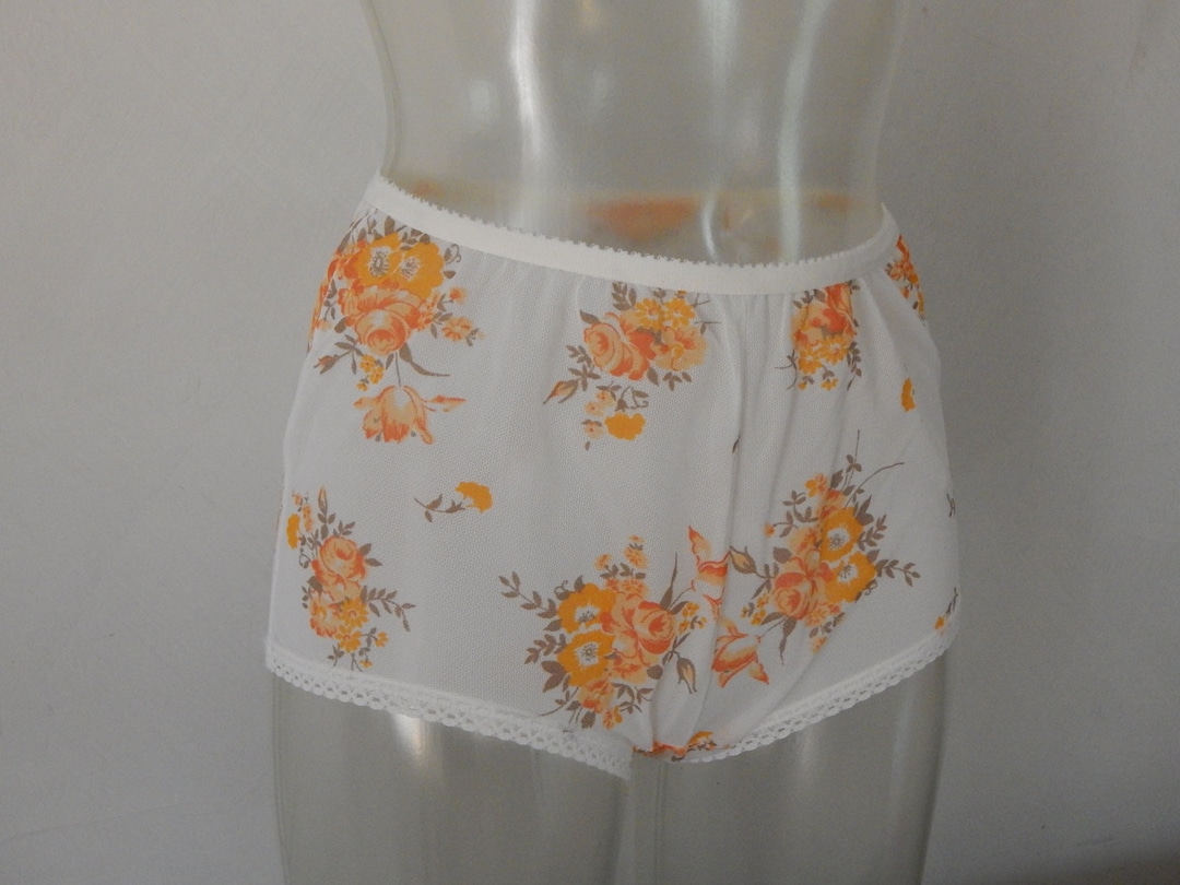 Size Small Vintage Underwear Ladies Polyester Knickers Orange