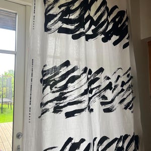 Marimekko Suomi- Finland Fujiwo Ishimoto 1984 &quot;KUORO&quot; 100% cotton fabric 147 cm x about 300 cm (58&quot; x 118&quot;)
