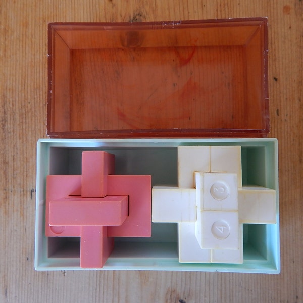 Soviet Vintage IQ Brain Teaser Interlocking Burr Puzzle Game Toy for Adults and Kids  1980s. Made in USSR Collectible